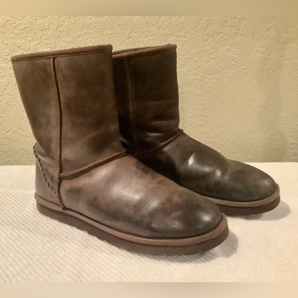 UGG Mens Classic Short Deco Boot